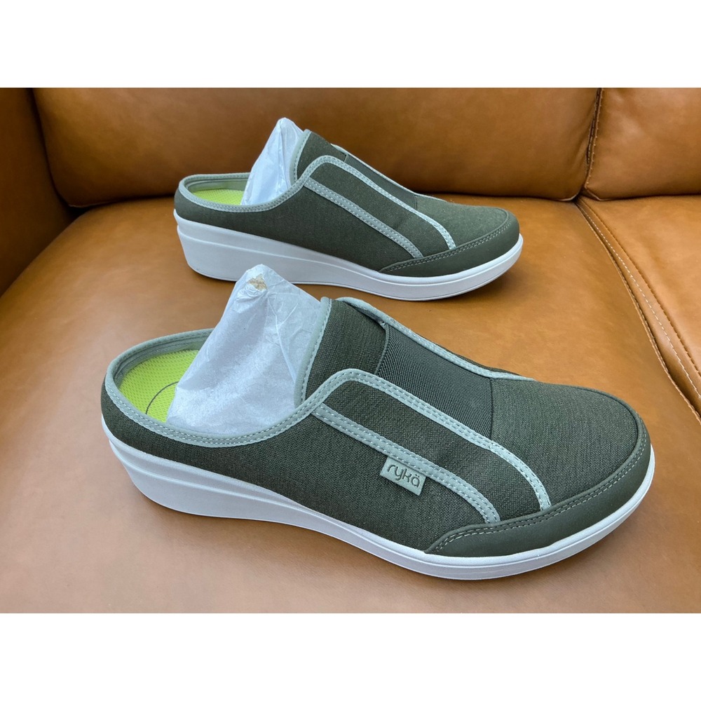 Ryka Lounge Mules Womens 8.5 Green Slip On Platform Sneaker Z1146